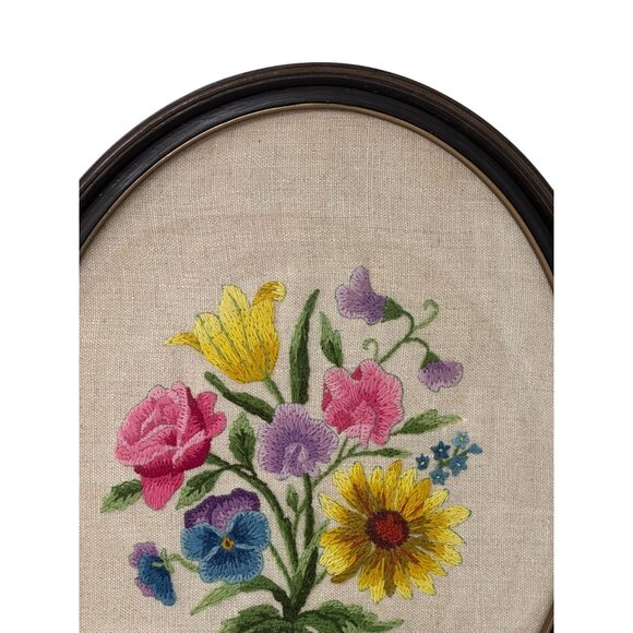 MCM Botanical Embroidery Oval Frame Crewel Floral Wall Art Needlepoint Vtg 2 - Picture 2 of 16
